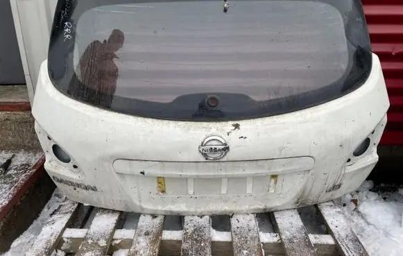 Nissan Qashqai Tailgate/trunk/boot lid