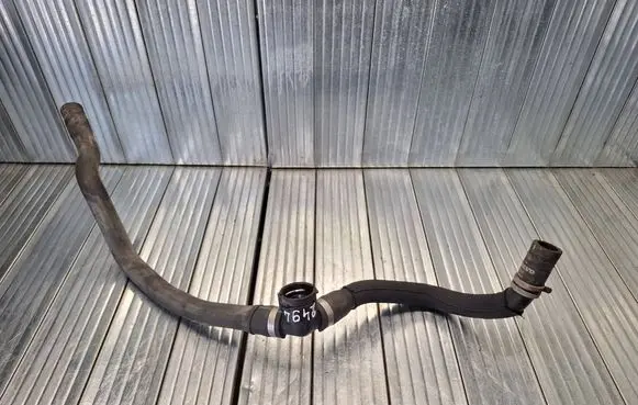 Volvo V40 Engine coolant pipe/hose 31319107