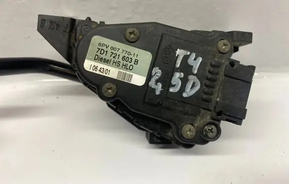 Ford Galaxy Accelerator throttle pedal M3721603B