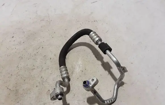Air conditioning (A/C) pipe/hose