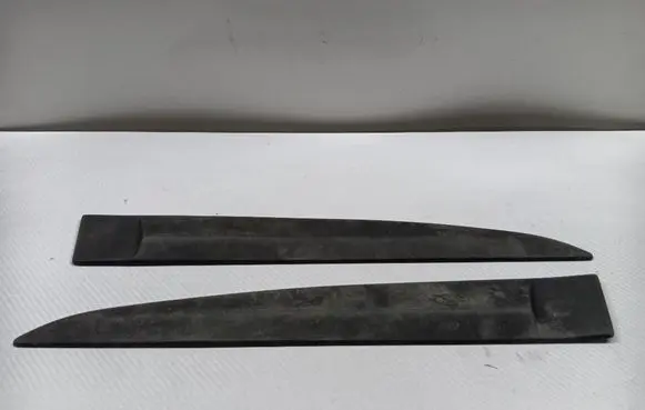 Mazda CX-9 Front door trim (molding) DF71V3200