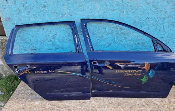 Skoda Octavia Mk3 (5E) Front door