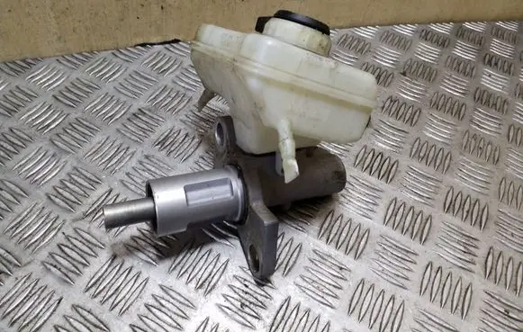 Audi Q5 SQ5 Master brake cylinder 8K0611301A