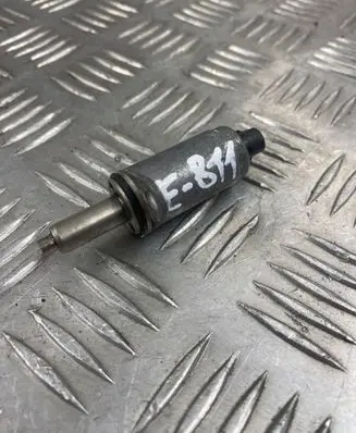 Audi A5 8T 8F Camshaft vanos timing valve 06E103697G