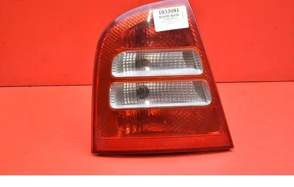 Skoda Octavia Mk1 (1U) Rear/tail lights 1U6945095