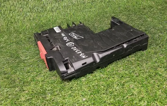 Mercedes-Benz E W212 Positive cable (battery) 2214051206