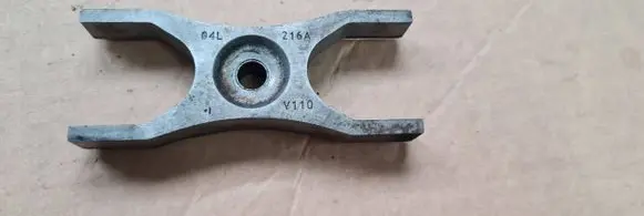 Audi A4 S4 B9 Fuel Injector clamp holder 04L216A