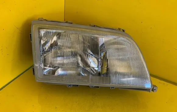 Mercedes-Benz C W202 Headlight/headlamp A2028201261