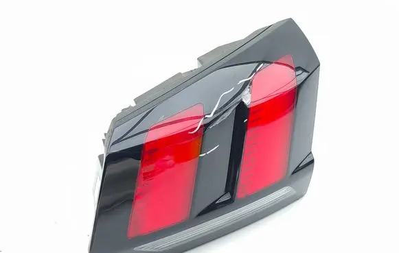 Peugeot 5008 II Rear/tail lights 9811027780 81580201