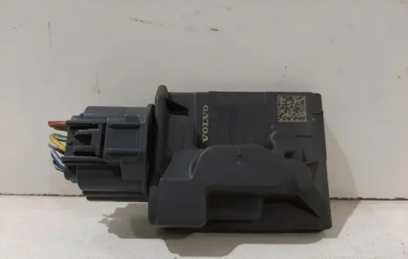 Volvo XC90 Fuel injection pump control unit/module 31478784 VEAG3700A