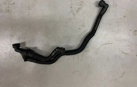 Breather/breather pipe/hose