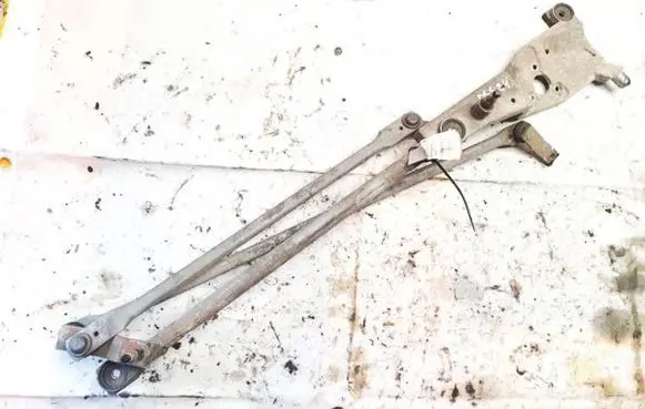 Ford Focus Front wiper linkage and motor