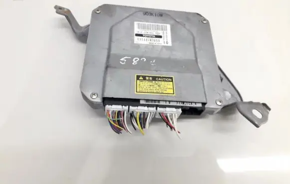 Toyota Prius (XW20) Engine control unit/module 8954047050 89540-47050