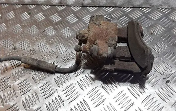 Jeep Grand Cherokee Front brake caliper