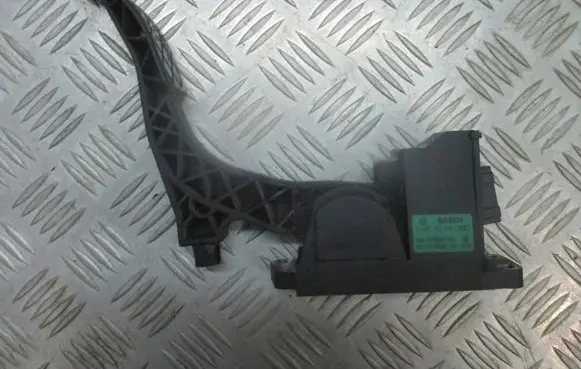 Skoda Fabia Mk1 (6Y) Accelerator pedal position sensor 0280752215
