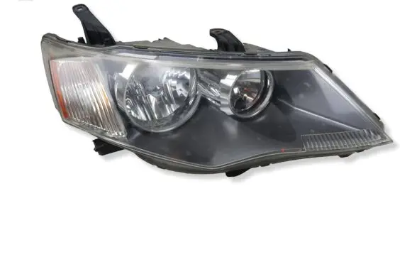 Mitsubishi Outlander Headlight/headlamp P5589R