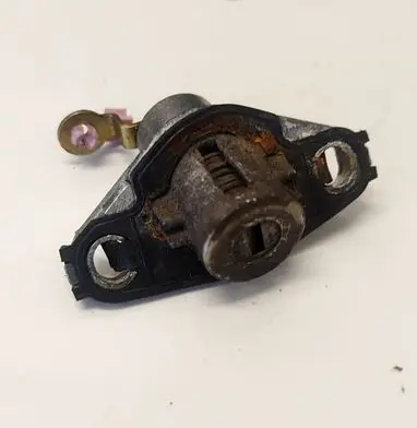 Toyota Corolla E120 E130 Tailgate exterior lock N0501341