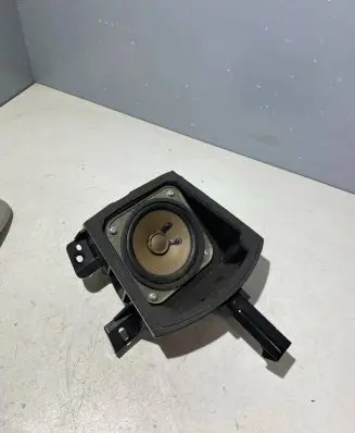 Opel Antara Panel speaker 96673597 212S10