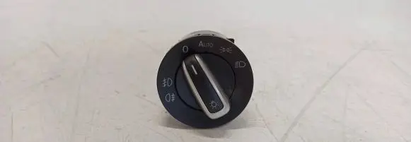 Volkswagen Tiguan Light switch 3c8941431n