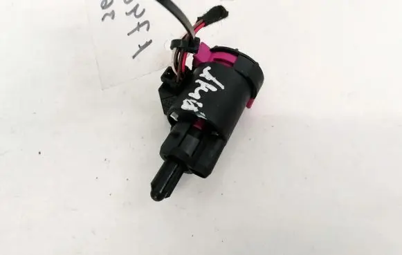 Audi A6 S6 C6 4F Brake pedal sensor switch 4F0945459A