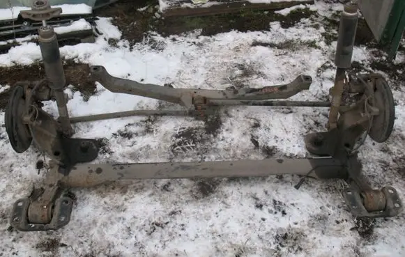 Opel Astra K Rear axle beam with reductor 5X105