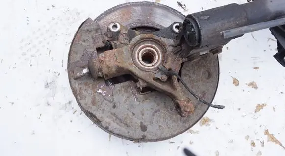 Citroen DS5 Front wheel hub spindle knuckle