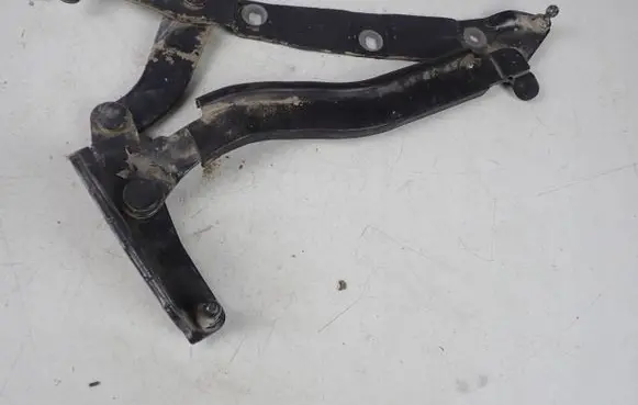 Audi A8 S8 D3 4E Tailgate/trunk/boot hinge 4E0827299G