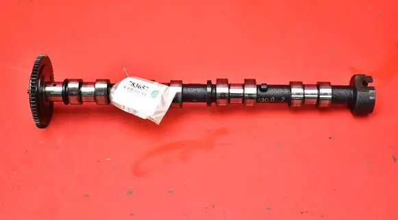 Toyota Avensis T270 Camshaft 