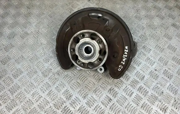 Mercedes-Benz E W213 Rear wheel hub
