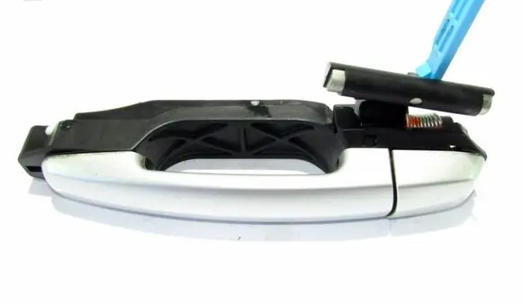 Suzuki SX4 Rear door exterior handle