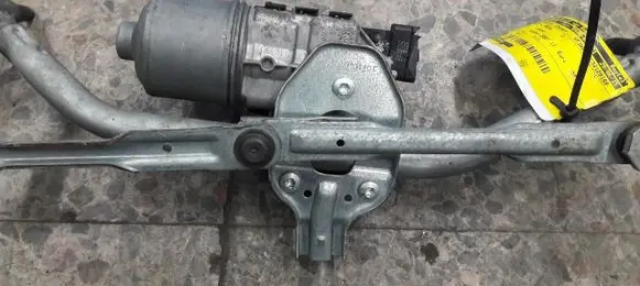 Peugeot 207 Front wiper linkage 