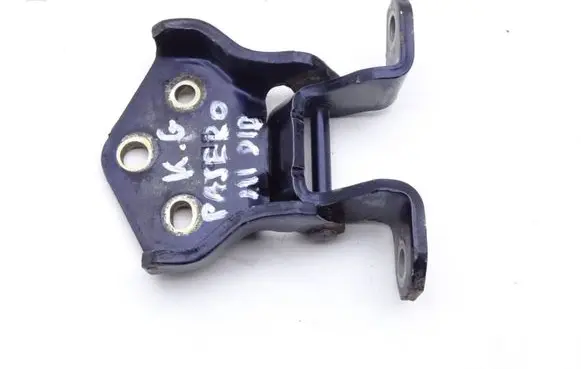 Mitsubishi Pajero Tailgate hinge 