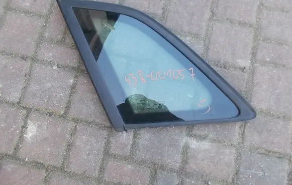 Audi A3 S3 8V Front triangle window/glass 8V484E299A