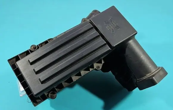 Volkswagen Golf VI Air filter box 3C0129601 IMPRK1582493