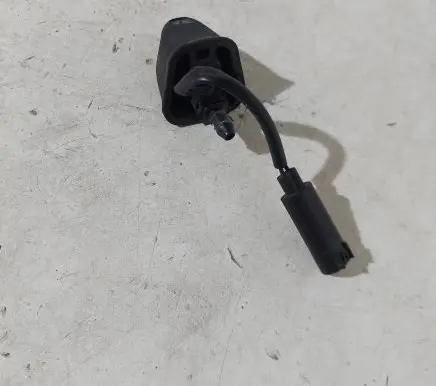 BMW 3 E90 E91 Windshield washer spray nozzle 836538503