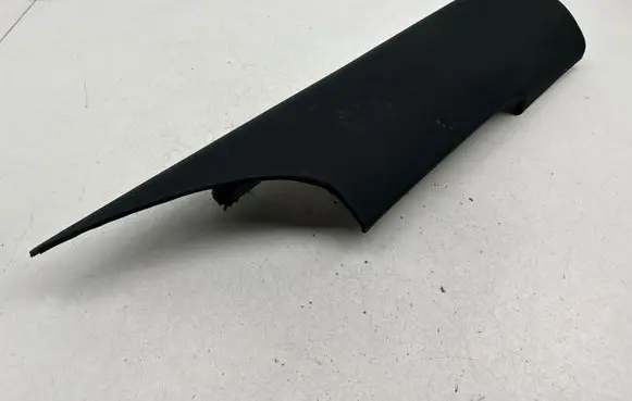 Dodge Charger (C) pillar trim 1KL83TRMAA
