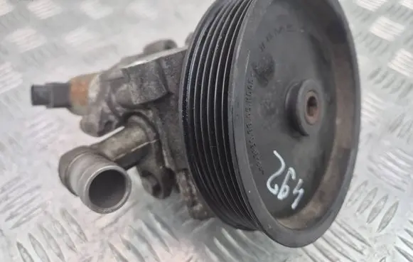 Mercedes-Benz C W204 Power steering pump A0064666801