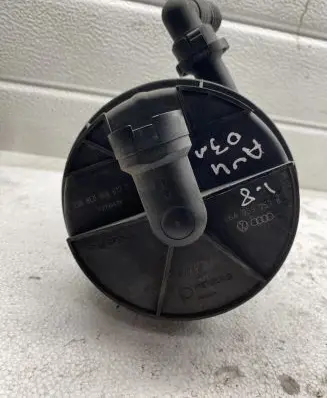 Audi A4 S4 B6 8E 8H Secondary air pump 8E0906613D