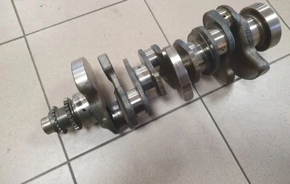 Mercedes-Benz C W205 Crankshaft A276050314240