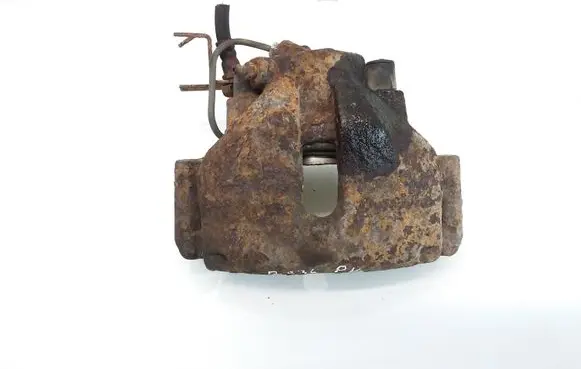 Volkswagen PASSAT B5 Front brake caliper