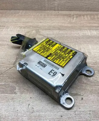 Toyota Prius (XW20) Airbag control unit/module 8917047390 1523006952