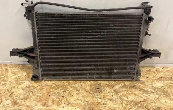 Volvo V70 Coolant radiator