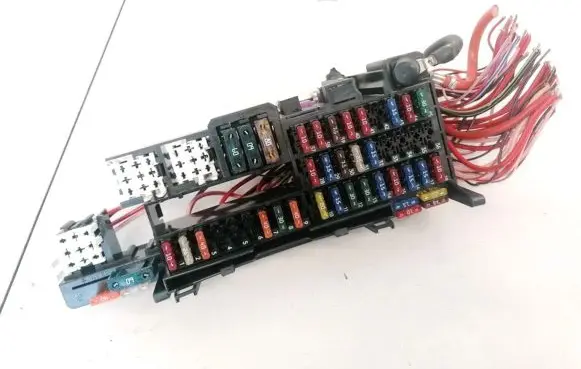 Mercedes-Benz A W168 Fuse box set A1685462143