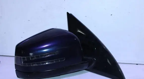 Mercedes-Benz R W251 Front door electric wing mirror 