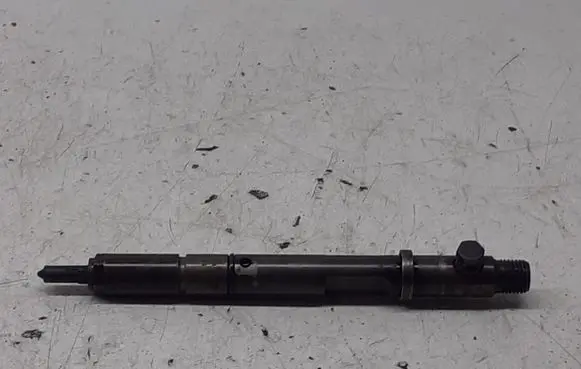 Audi A4 S4 B6 8E 8H Fuel injector 059130201F 0432133795