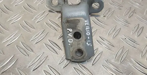 Toyota Verso Front door upper hinge