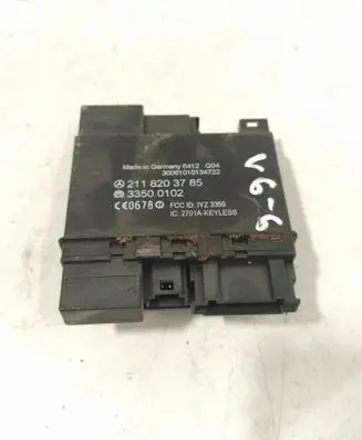 Mercedes-Benz E W211 Keyless (KESSY) go control unit/module 2118203785 30061010134722 33500102