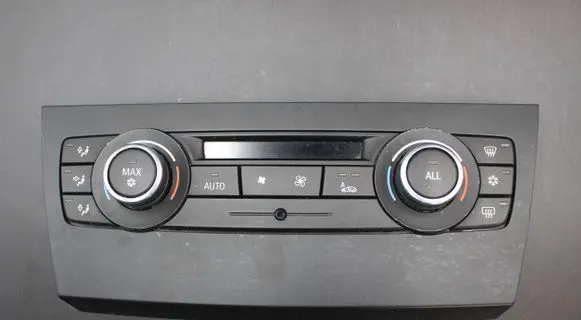 BMW 3 E92 E93 Climate control unit 9242412 100740540B A2C53420798