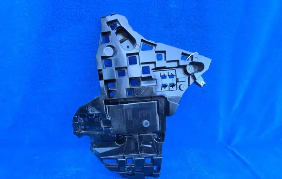 BMW X5 G05 Rear bumper mounting bracket 8085646