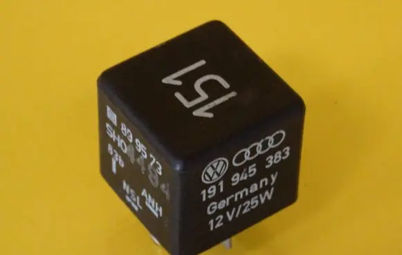 Audi 100 S4 C4 Other relay 191945383 899573
